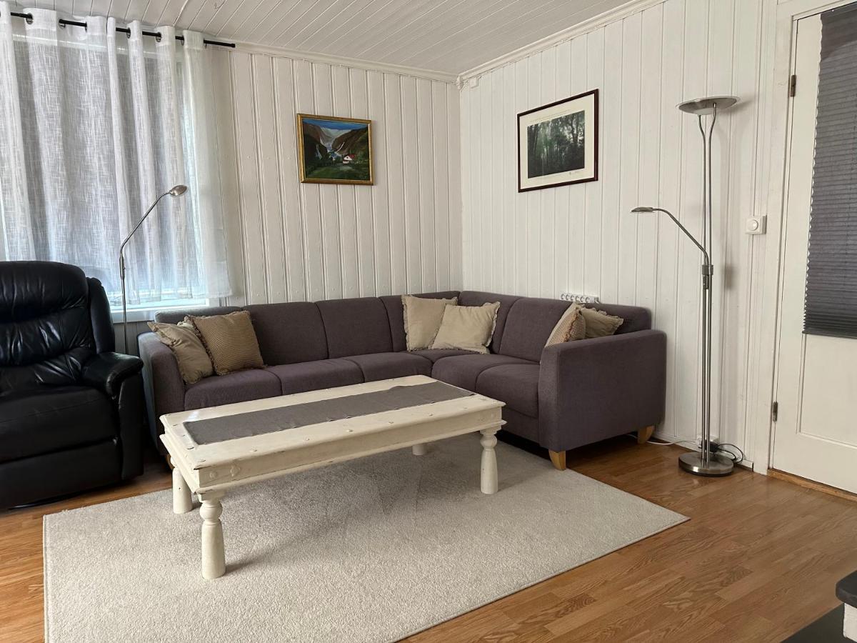 Oslo House, Nedre Kjellerstuvei, First Floor, Twin Room Lillestrom Exterior photo